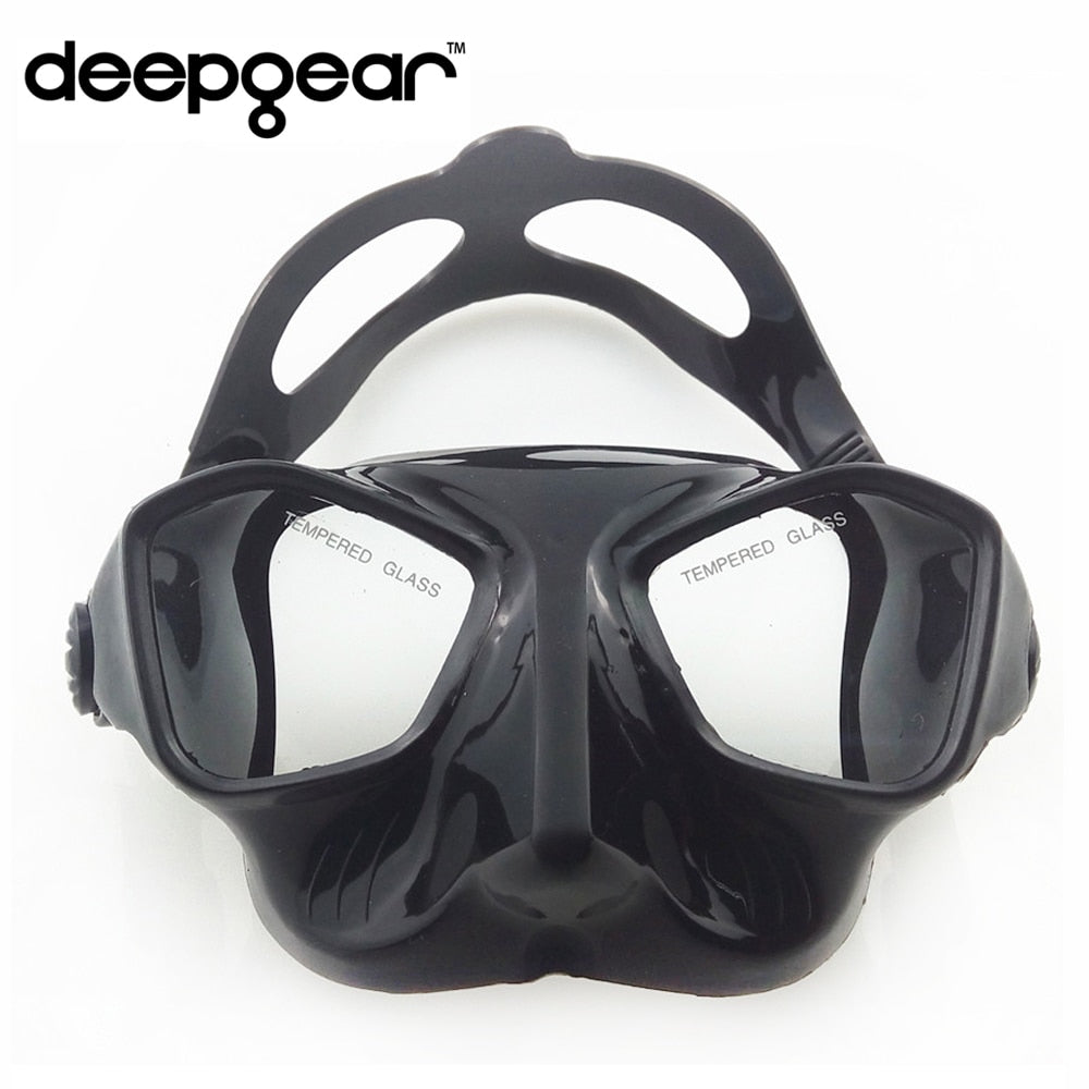 DEEPGEAR Ultra Low Volume Freediving mask,Black Liquid Silicone Spearfishing  mask Design,Light Weight Free Dive Gears (Black) : : Health &  Personal Care